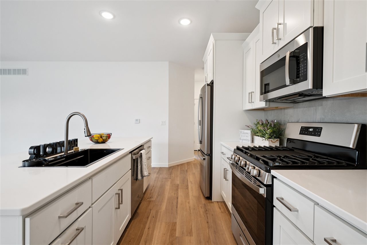 4022 Unbridled Avenue Iowa City IA 52240