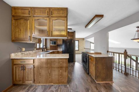 3840 Holly Drive SW Cedar Rapids IA 52404
