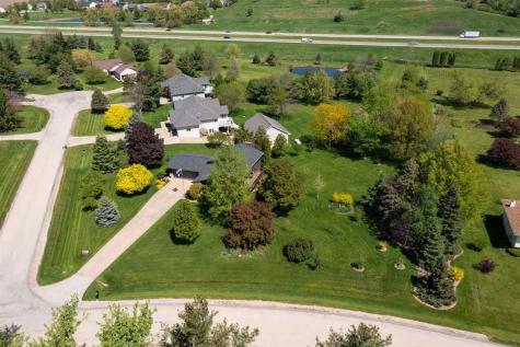 3840 Holly Drive SW Cedar Rapids IA 52404