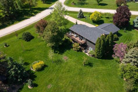3840 Holly Drive SW Cedar Rapids IA 52404