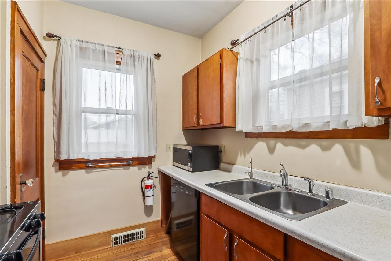 1724 Morningside Drive Iowa City IA 52245