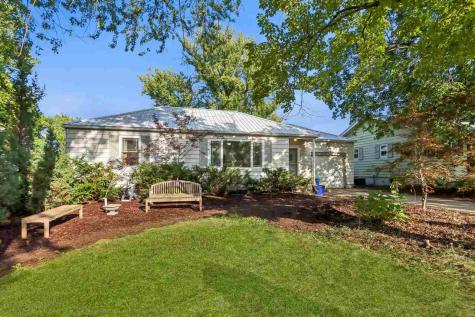 705 9th Avenue Coralville IA 52241