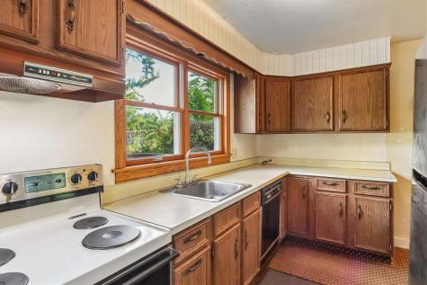705 9th Avenue Coralville IA 52241