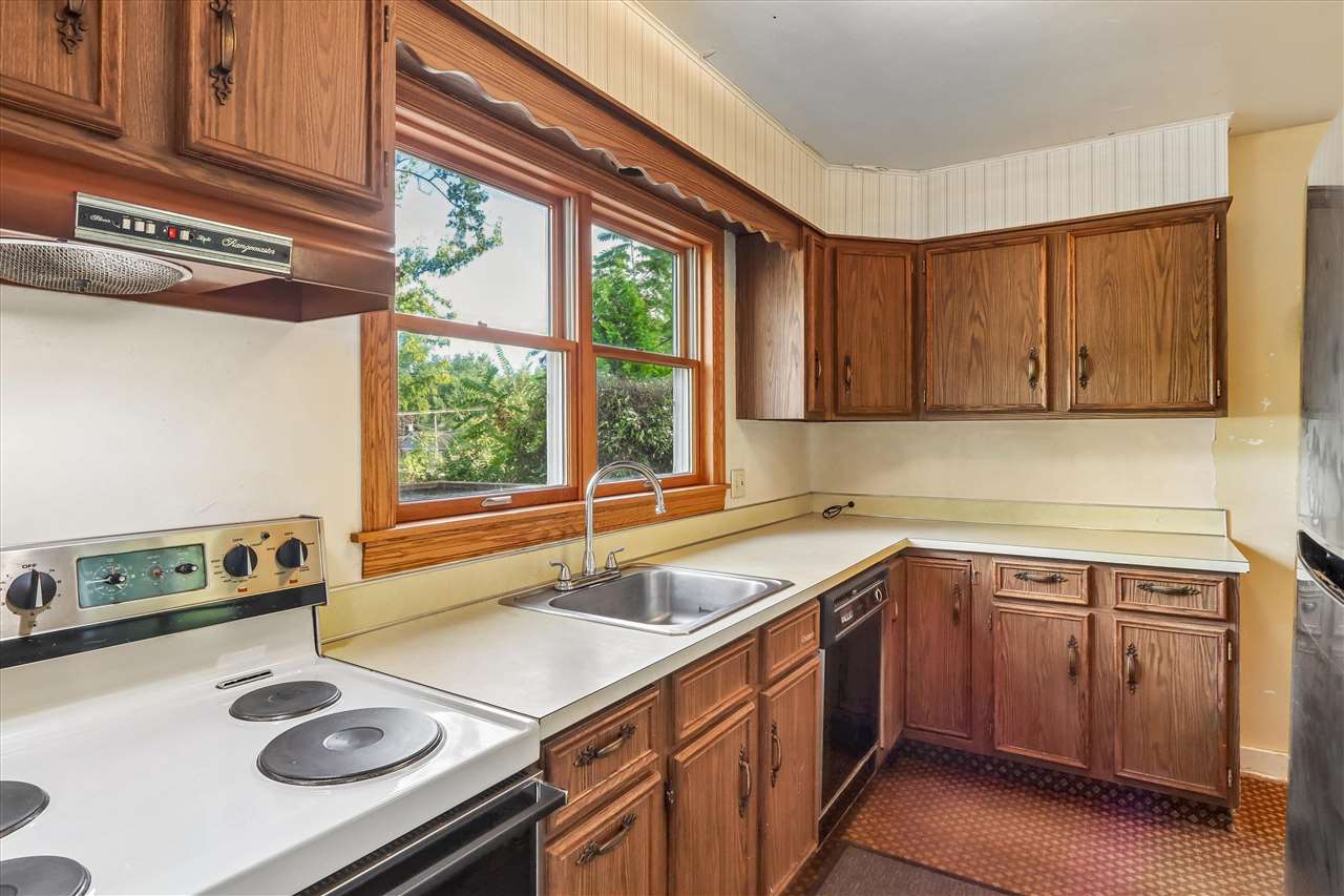705 9th Avenue Coralville IA 52241