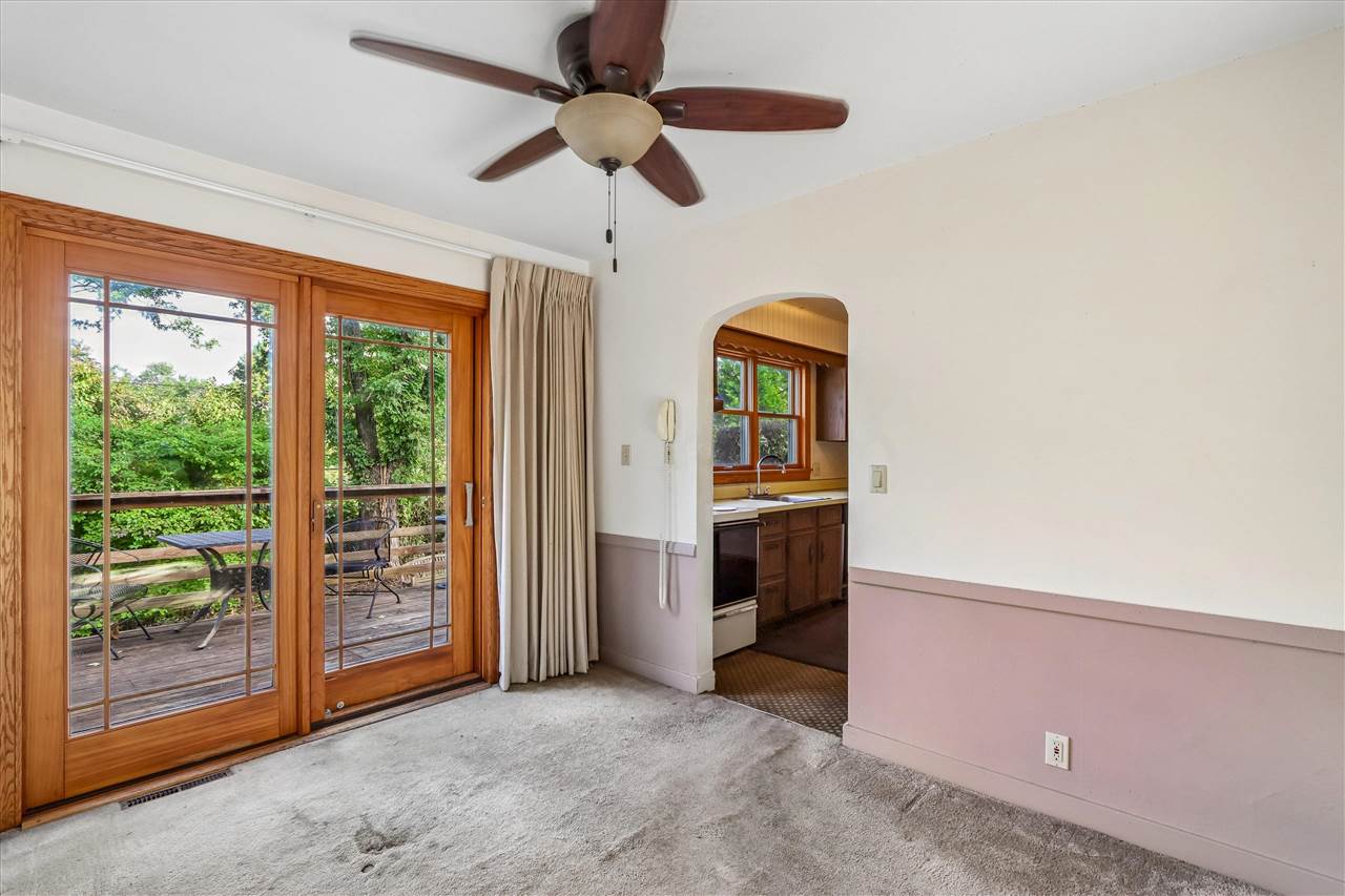 705 9th Avenue Coralville IA 52241