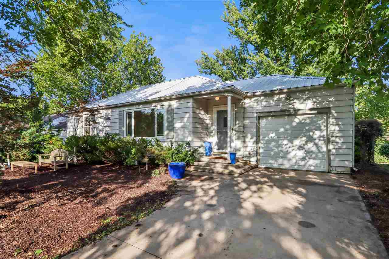 705 9th Avenue Coralville IA 52241