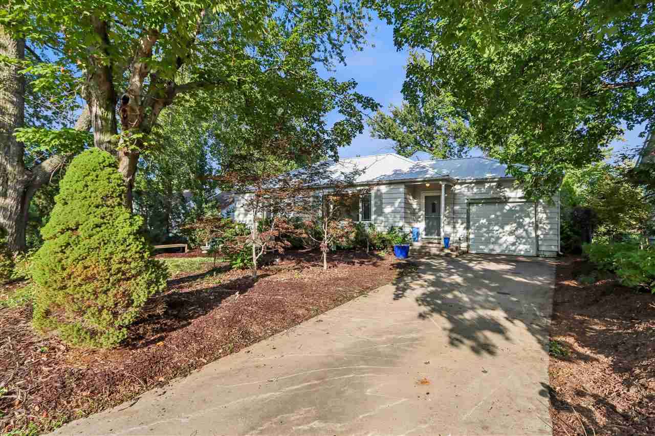 705 9th Avenue Coralville IA 52241