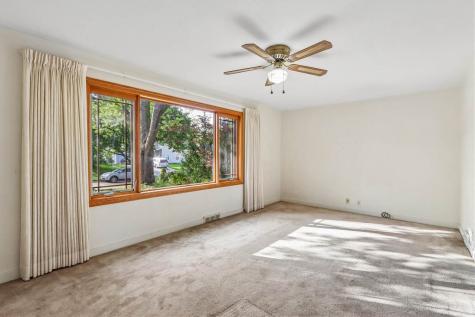 705 9th Avenue Coralville IA 52241
