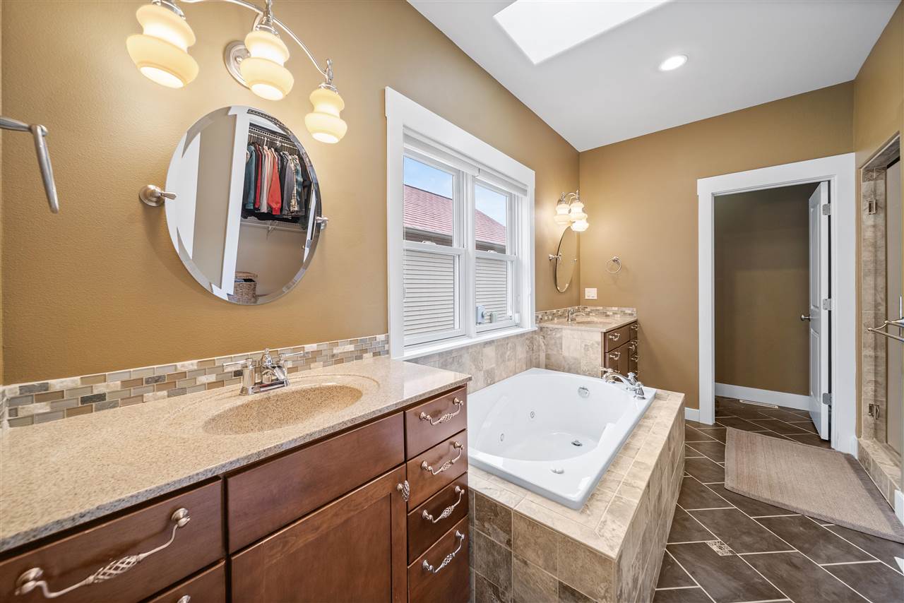 2238 Dempster Drive Coralville IA 52241