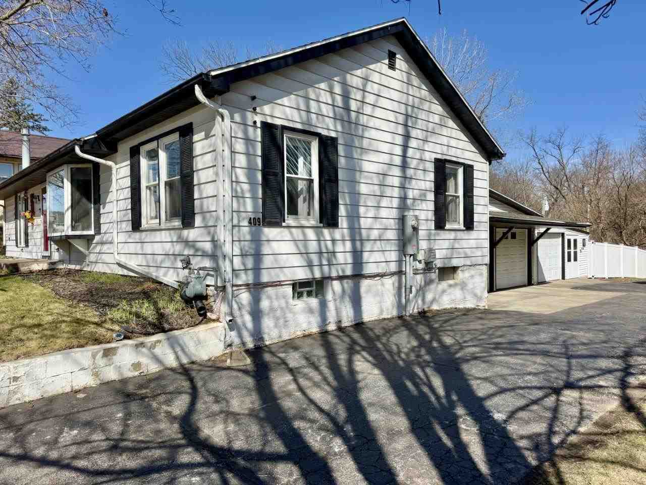 409 5th Street Coralville IA 52241