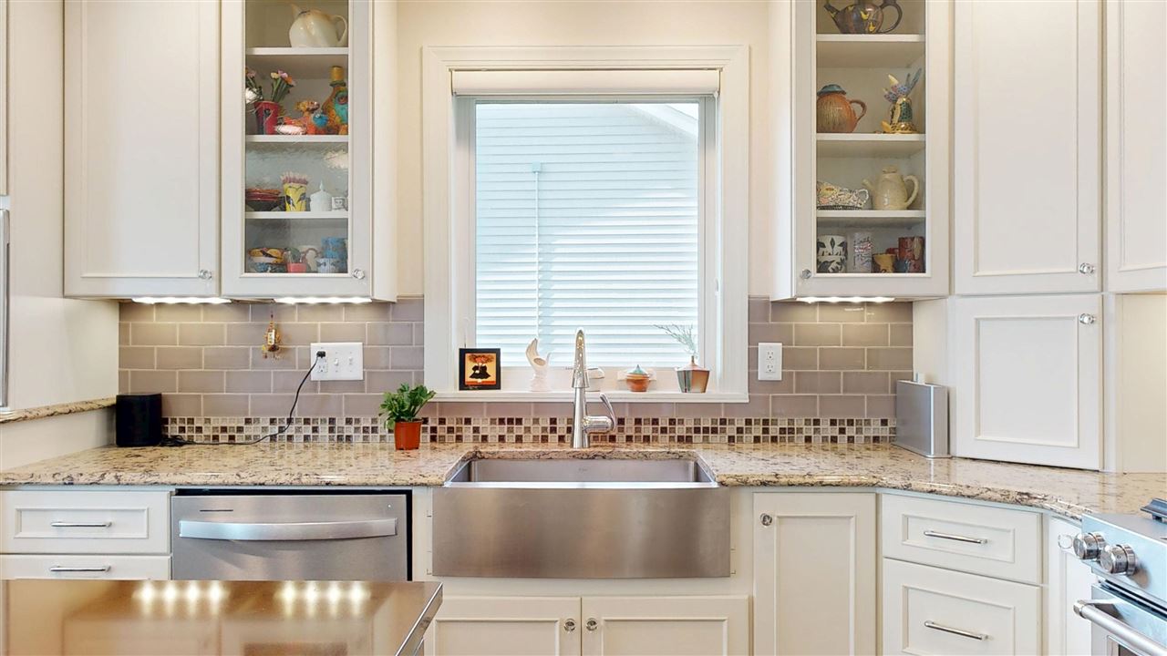 2096 Glen Oaks Drive Coralville IA 52241