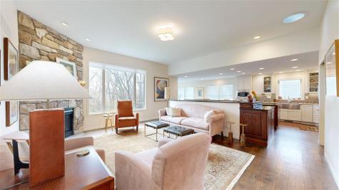 2096 Glen Oaks Drive Coralville IA 52241
