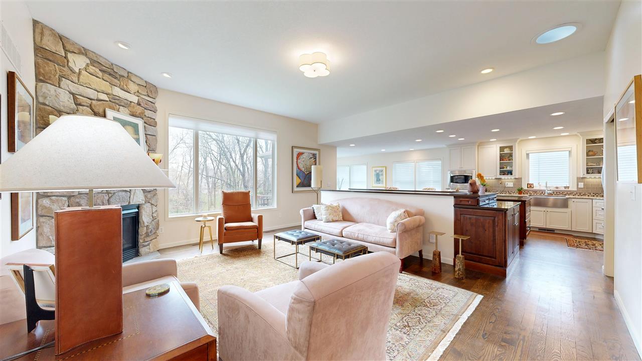 2096 Glen Oaks Drive Coralville IA 52241