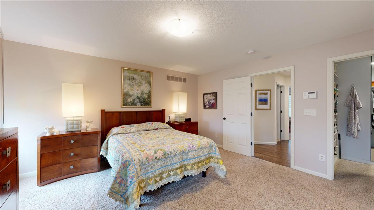 2096 Glen Oaks Drive Coralville IA 52241