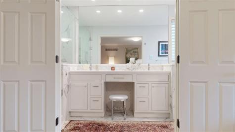 2096 Glen Oaks Drive Coralville IA 52241