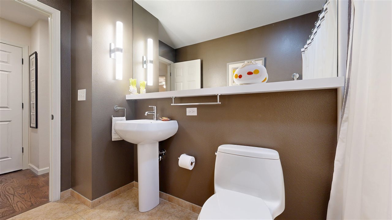 2096 Glen Oaks Drive Coralville IA 52241