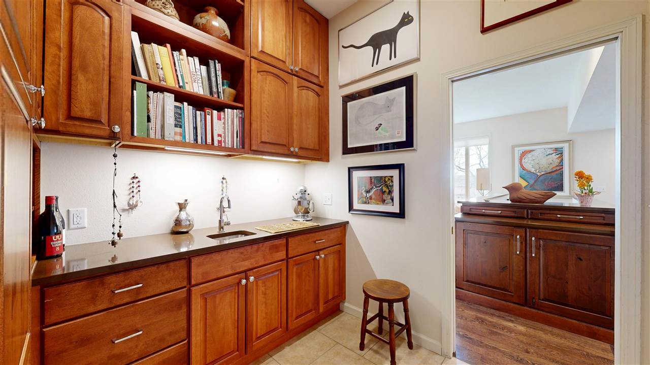 2096 Glen Oaks Drive Coralville IA 52241