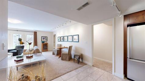 2096 Glen Oaks Drive Coralville IA 52241