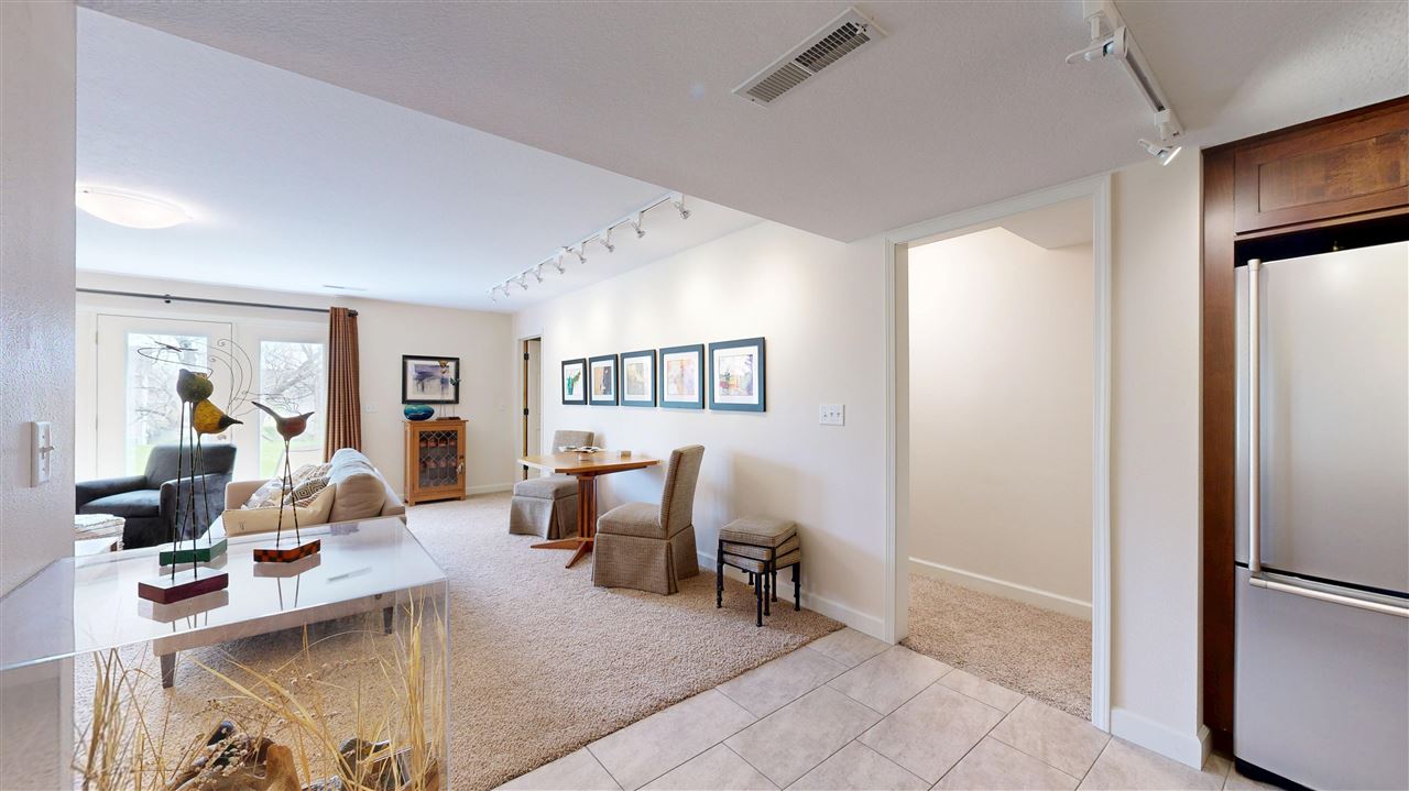 2096 Glen Oaks Drive Coralville IA 52241