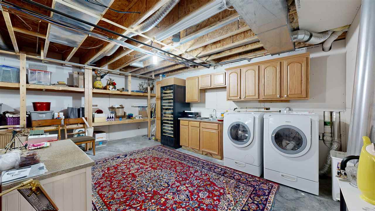 2096 Glen Oaks Drive Coralville IA 52241