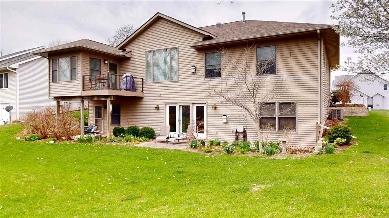 2096 Glen Oaks Drive Coralville IA 52241