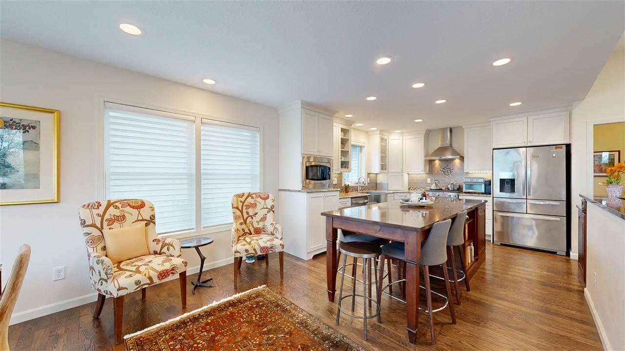 2096 Glen Oaks Drive Coralville IA 52241