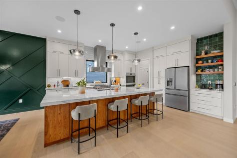 2858 Buckle Down Circle Iowa City IA 52245