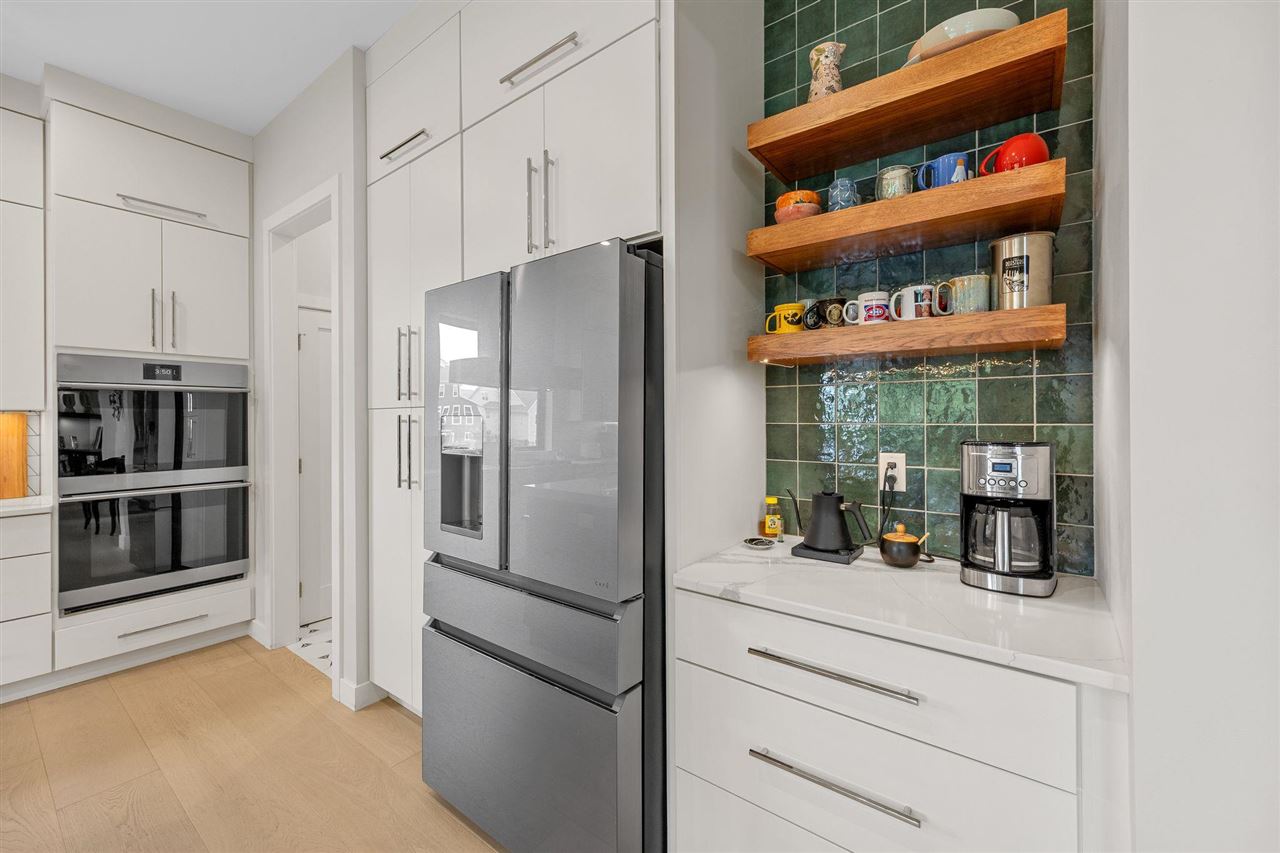2858 Buckle Down Circle Iowa City IA 52245