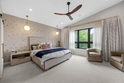 2858 Buckle Down Circle Iowa City IA 52245
