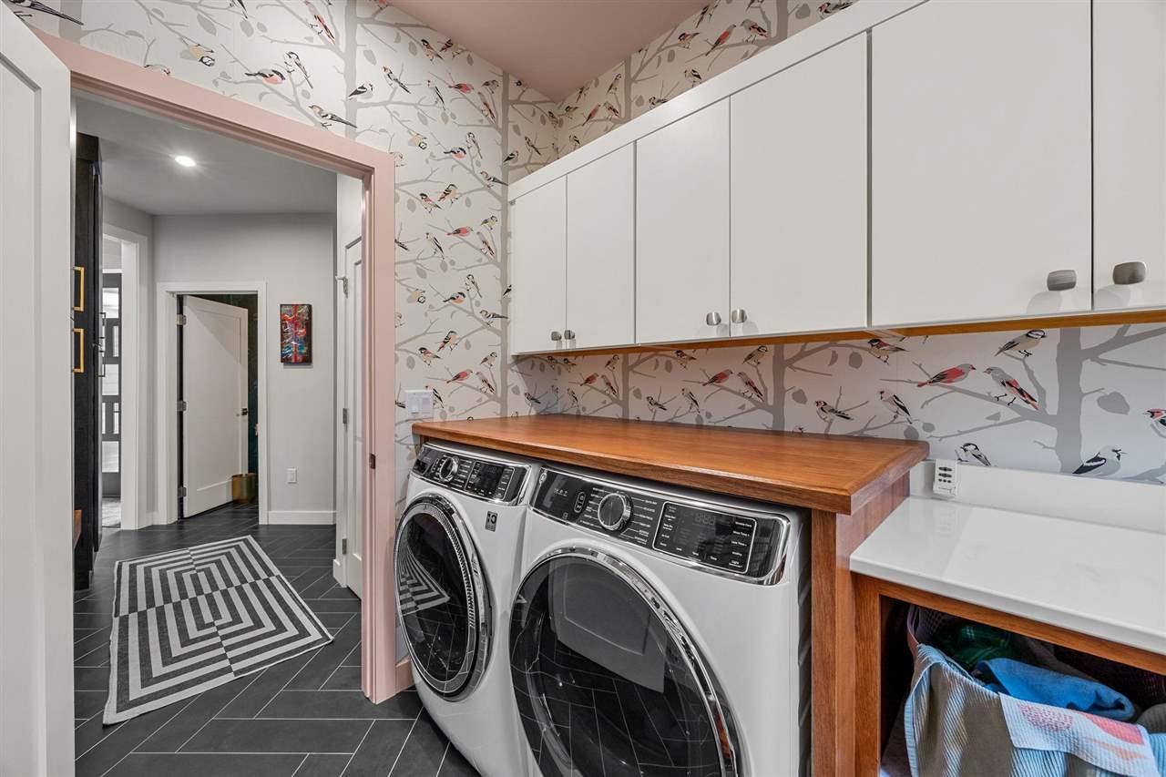 2858 Buckle Down Circle Iowa City IA 52245