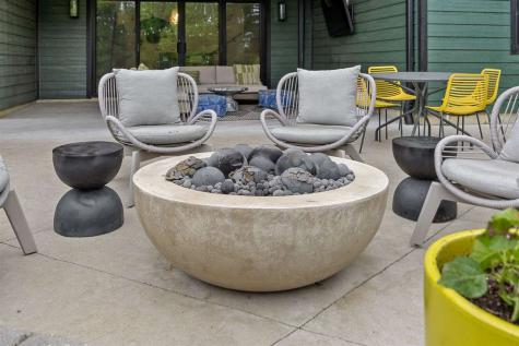 2858 Buckle Down Circle Iowa City IA 52245