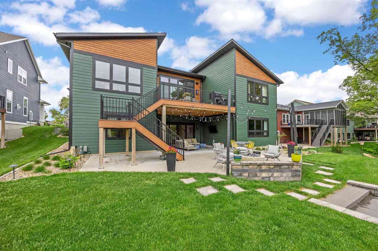 2858 Buckle Down Circle Iowa City IA 52245