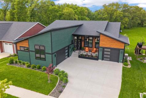 2858 Buckle Down Circle Iowa City IA 52245