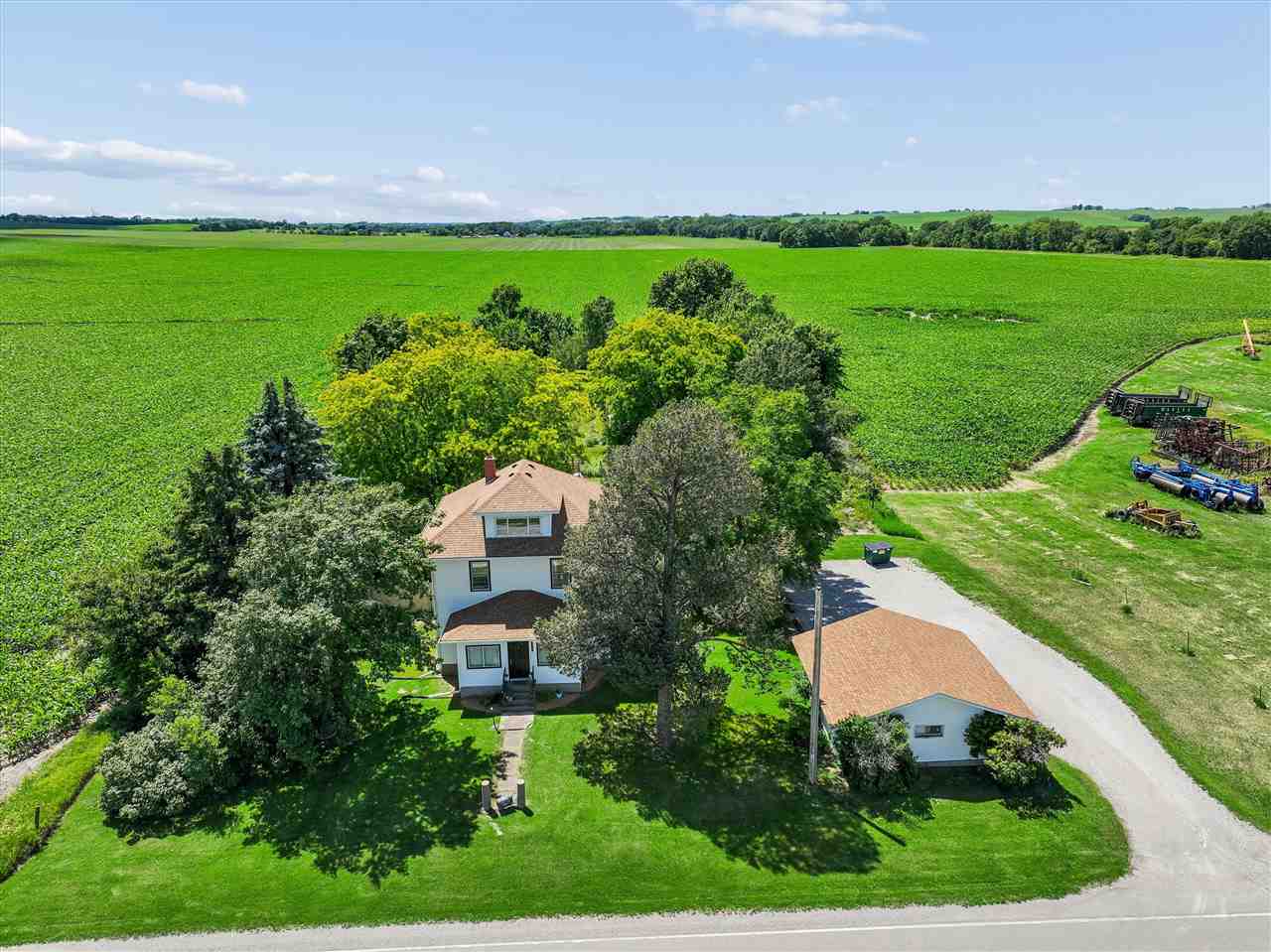 1801 G Avenue Ladora IA 52251