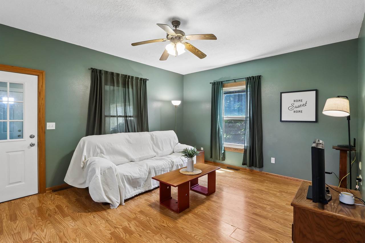 1801 G Avenue Ladora IA 52251