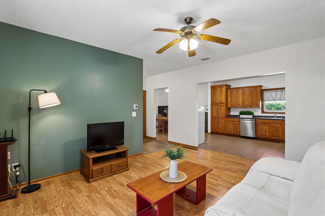 1801 G Avenue Ladora IA 52251