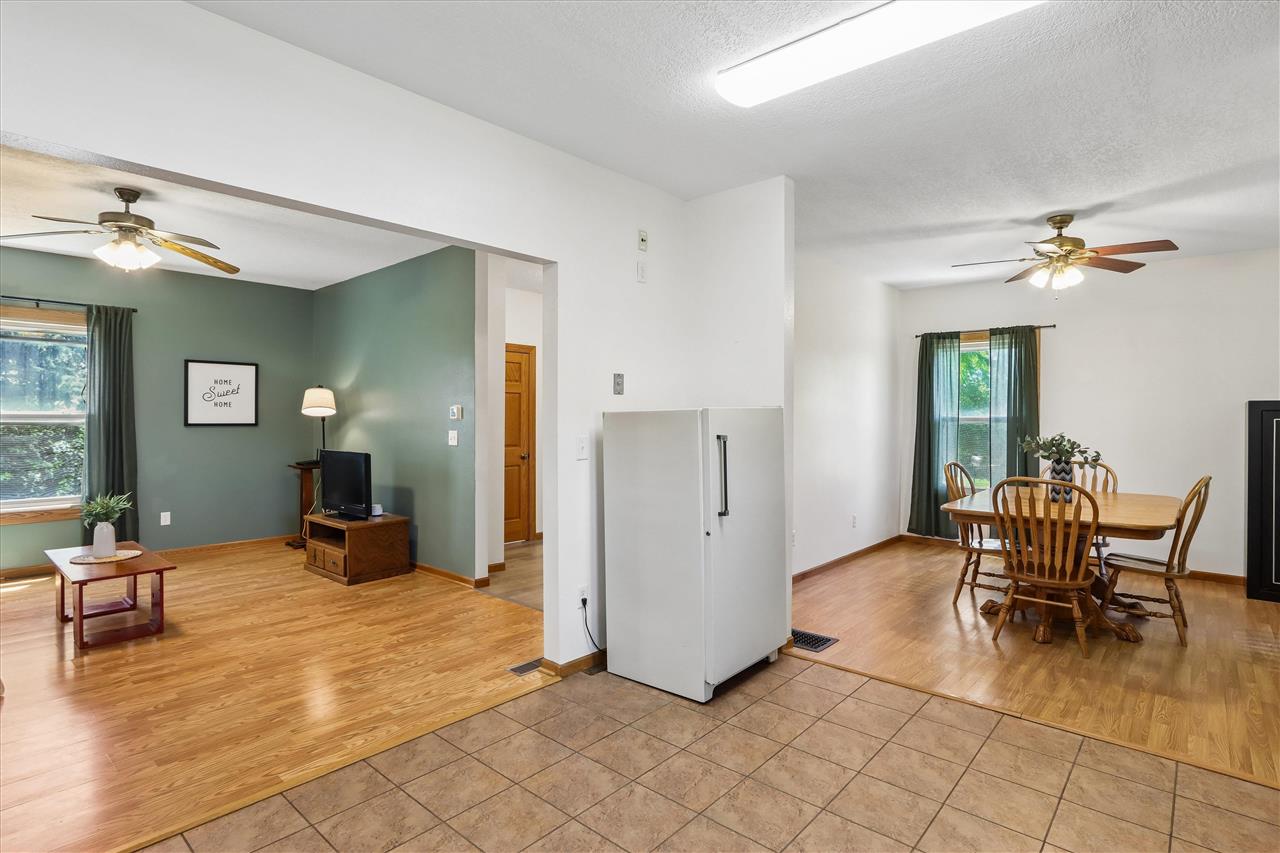 1801 G Avenue Ladora IA 52251