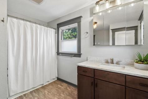 1801 G Avenue Ladora IA 52251