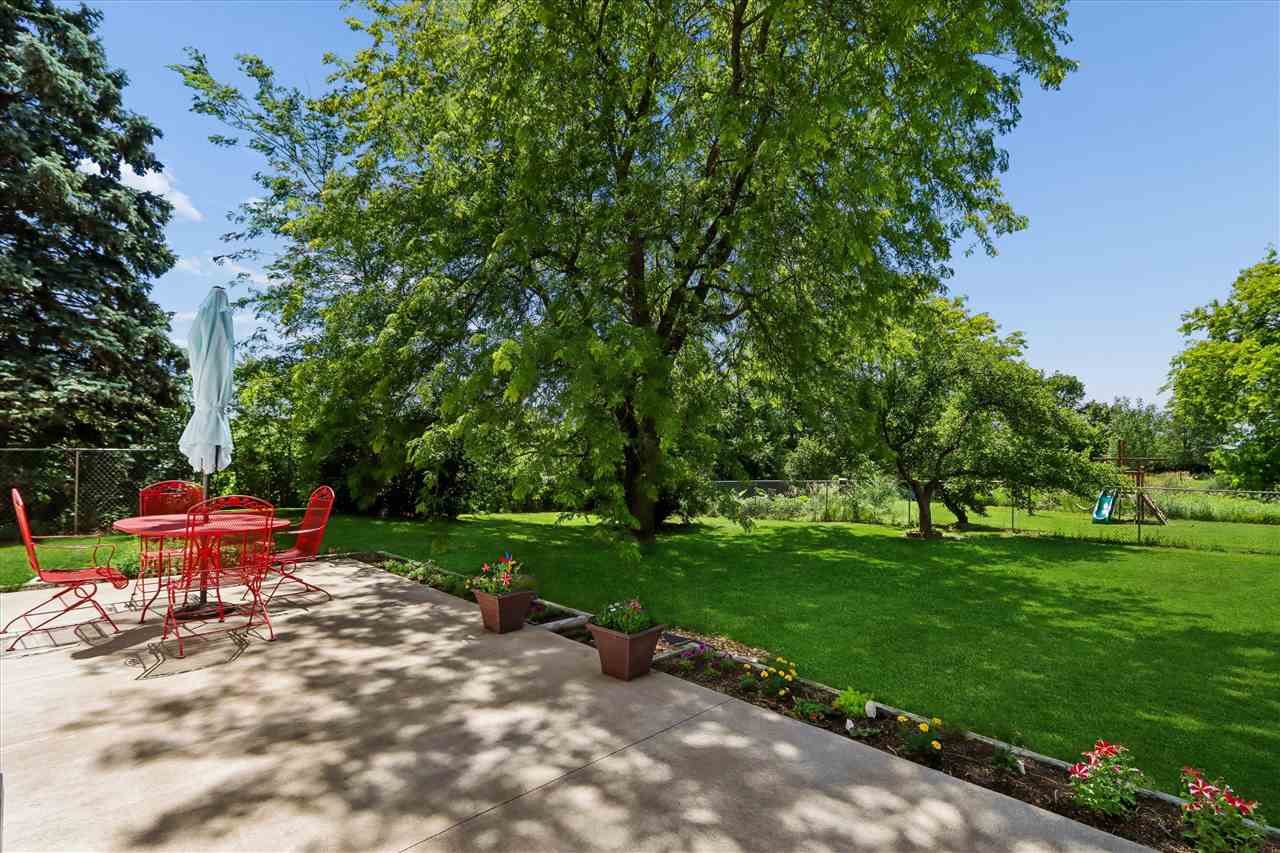 1801 G Avenue Ladora IA 52251