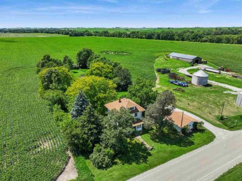 1801 G Avenue Ladora IA 52251
