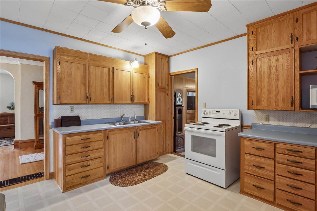 514 Latham Street Walker IA 52352