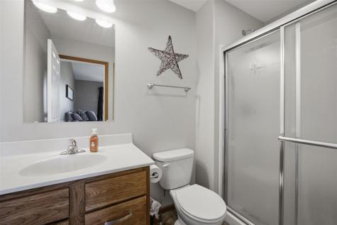 252 Sierra Park Drive Hills IA 52235