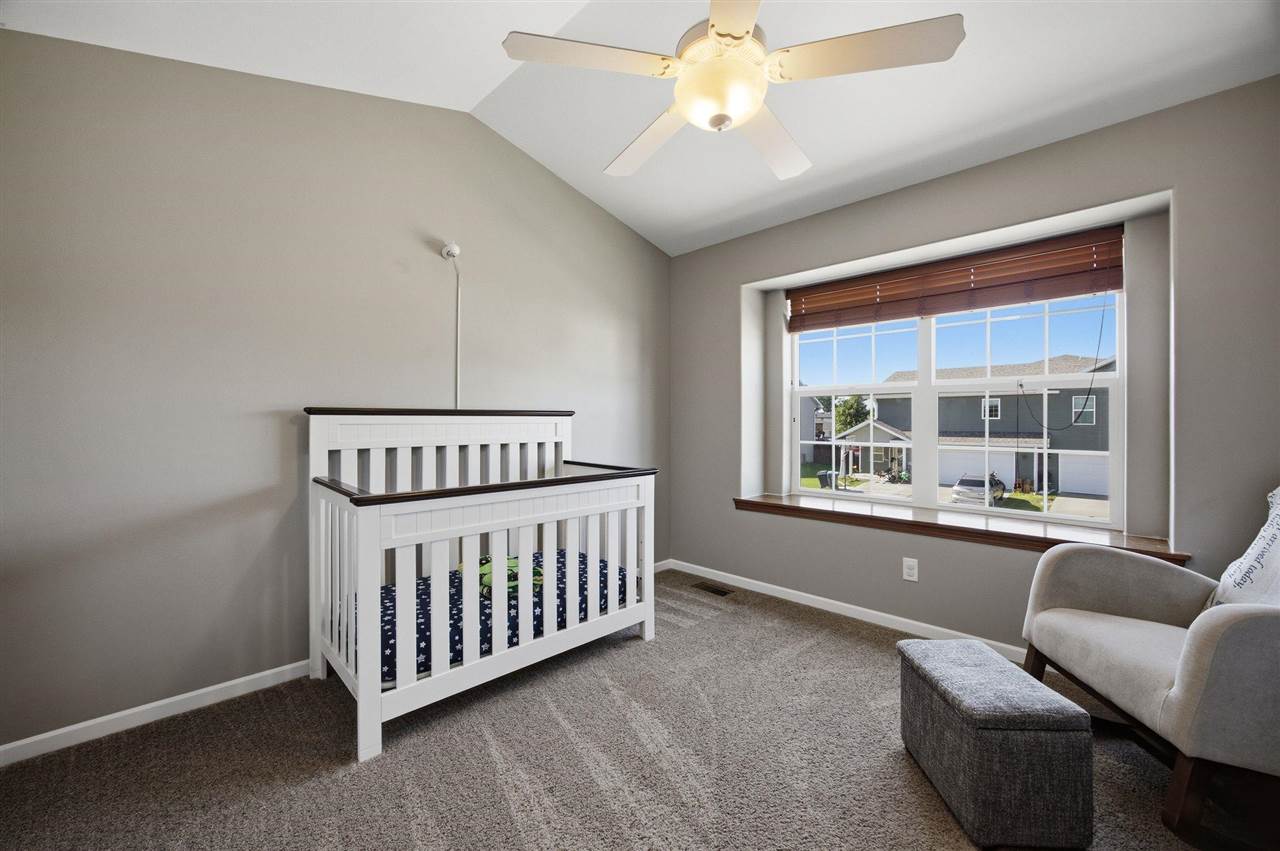 252 Sierra Park Drive Hills IA 52235