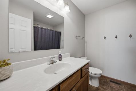 252 Sierra Park Drive Hills IA 52235