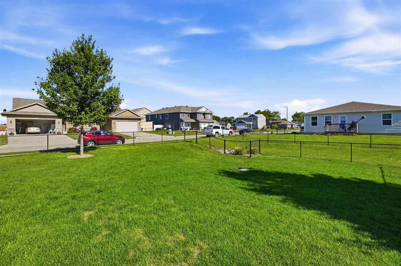 252 Sierra Park Drive Hills IA 52235