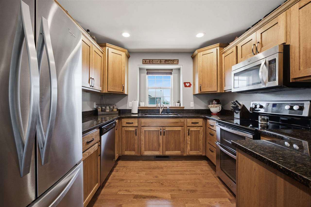 252 Sierra Park Drive Hills IA 52235