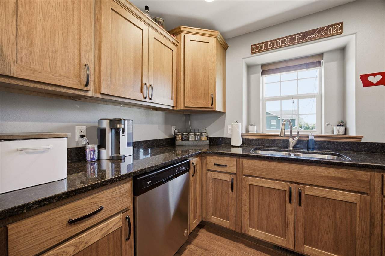 252 Sierra Park Drive Hills IA 52235