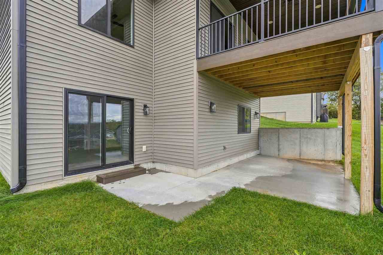1306 E Gable Way Tiffin IA 52340