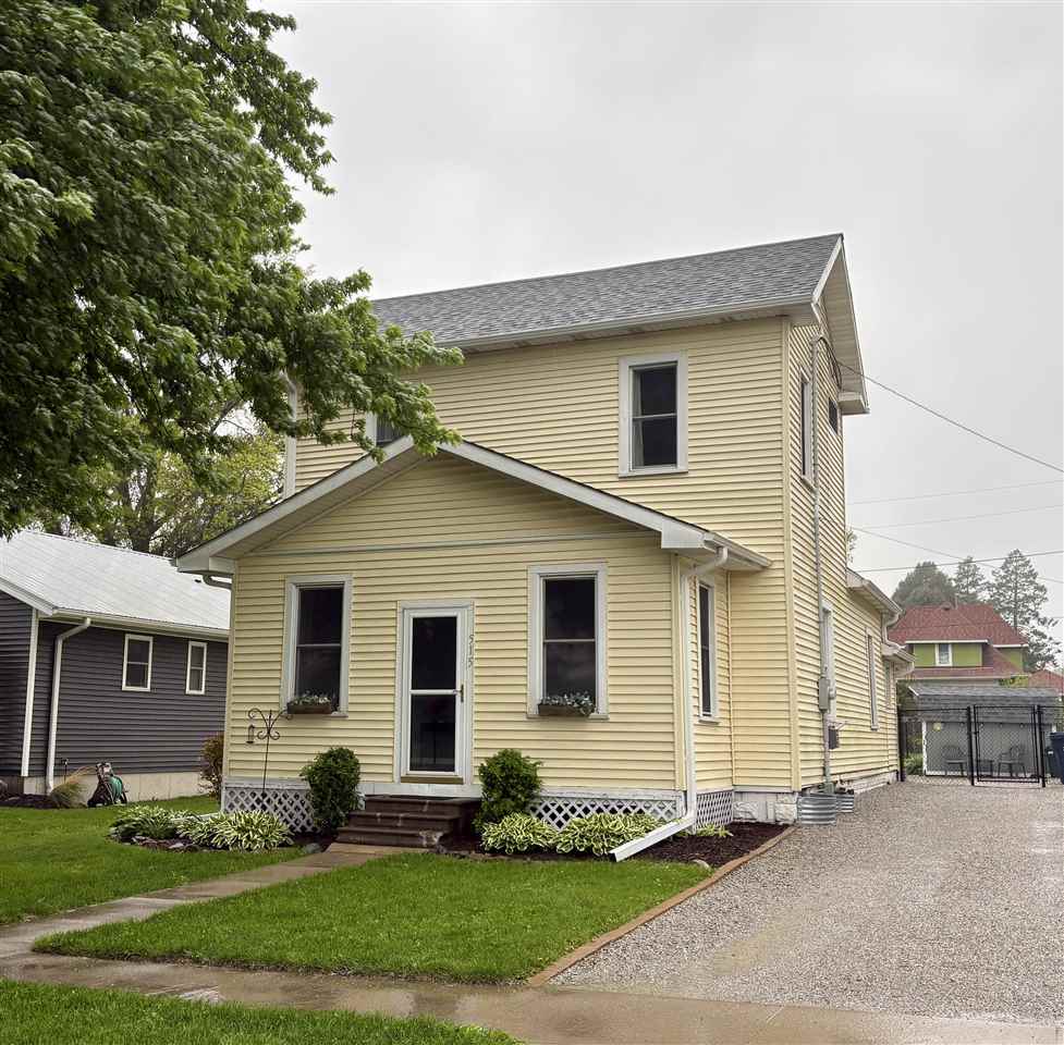 515 S Riggs Street Lone Tree IA 52755
