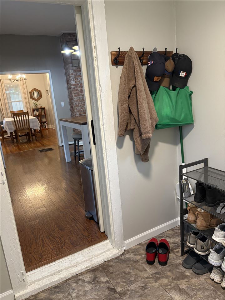 515 S Riggs Street Lone Tree IA 52755
